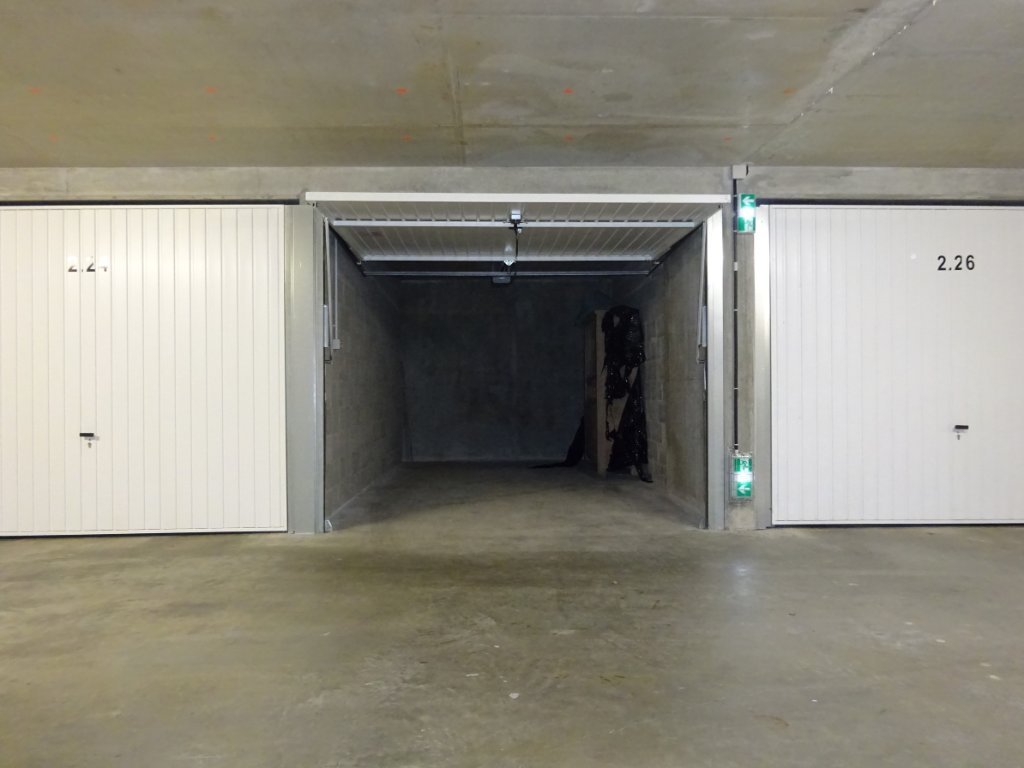 GARAGE A LOUER - VILLEFRANCHE SUR SAONE - 119€ charges comprises par mois