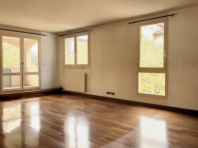 APPARTEMENT T5 A VENDRE - VILLEFRANCHE SUR SAONE - 114 m2 - 270000 €