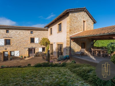 MAISON A VENDRE - BAGNOLS - 210 m2 - 720000 €