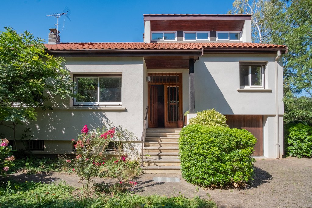 MAISON A VENDRE - ANSE - 227 m2 - 580000 €