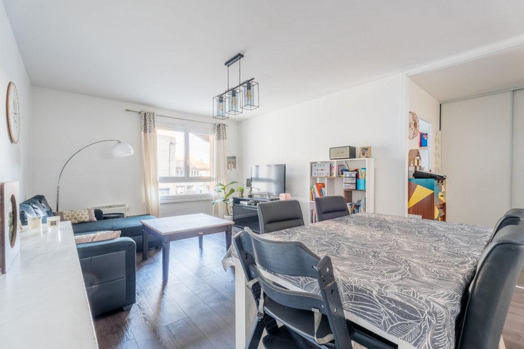 Appartement avec Cave A VENDRE - VILLEURBANNE - 86,19 m2 - 250000 €