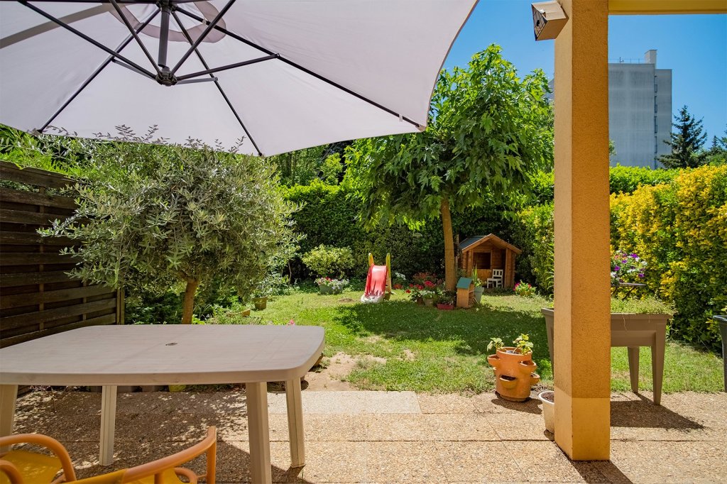 APPARTEMENT T4 A VENDRE - VILLEFRANCHE SUR SAONE - 94 m2 - 299000 €
