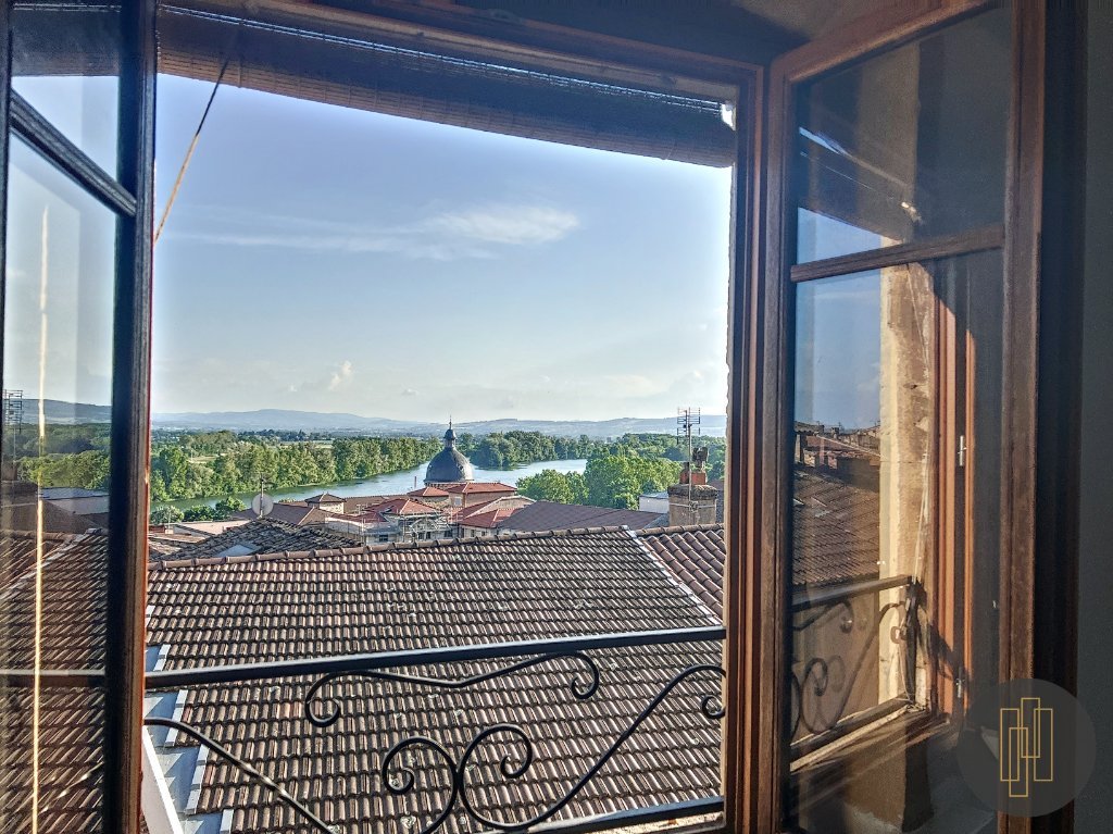 APPARTEMENT T3 A VENDRE - TREVOUX - 65.09 m2 - 189000 €
