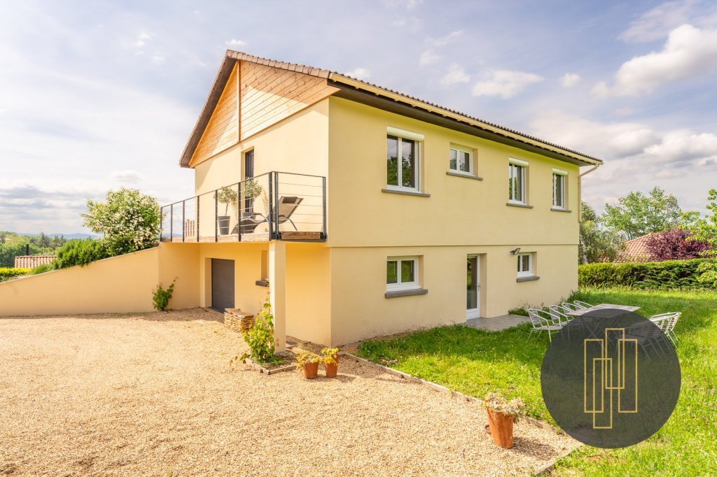 MAISON A VENDRE - MARCY - 133 m2 - 435000 €