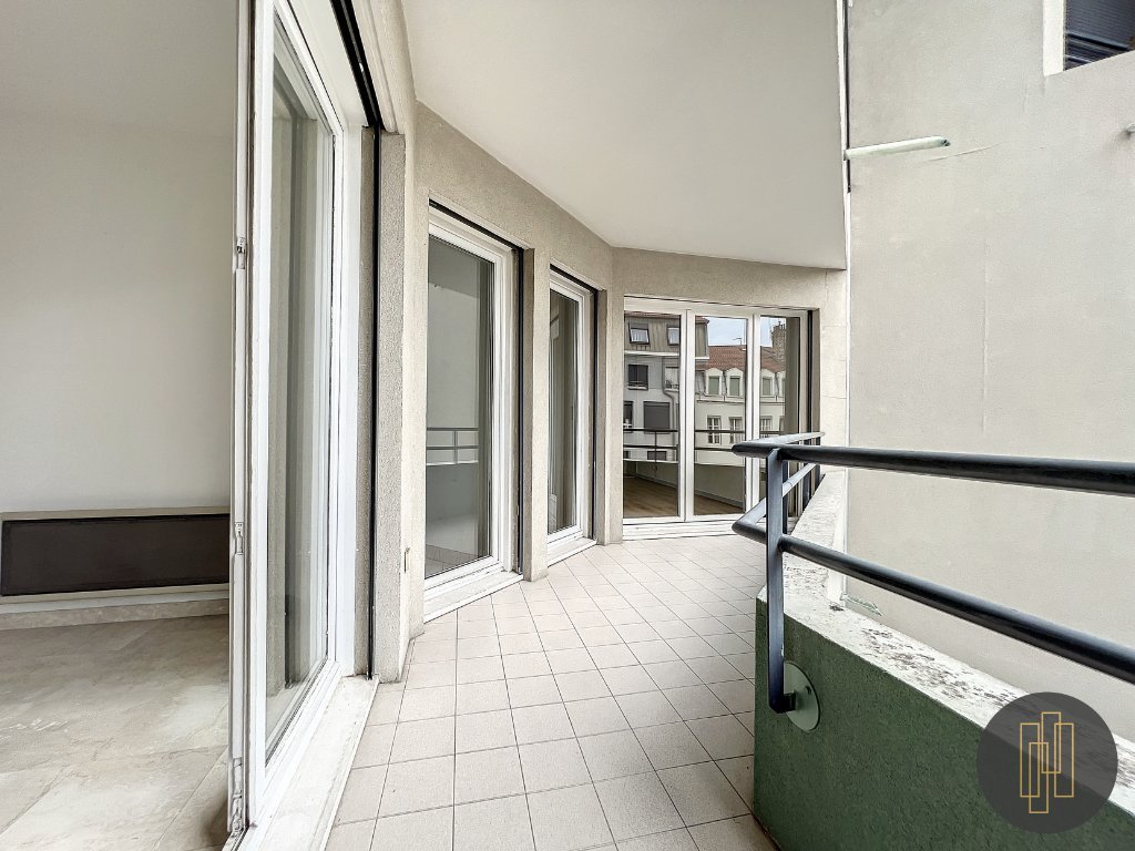 APPARTEMENT T3 - LYON 3EME ARRONDISSEMENT - 74.93 m2 - VENDU