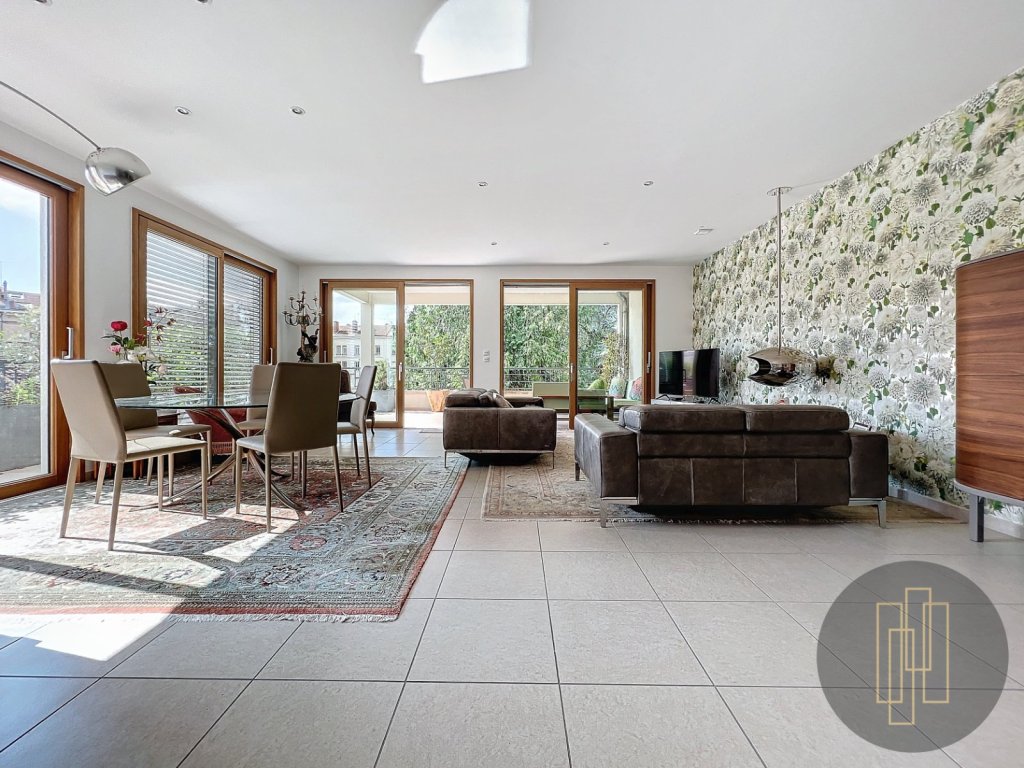 APPARTEMENT T4 - VILLEFRANCHE SUR SAONE - 136 m2 - VENDU