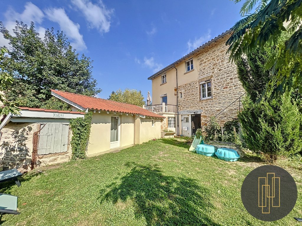 MAISON - L ARBRESLE - 180 m2 - VENDU