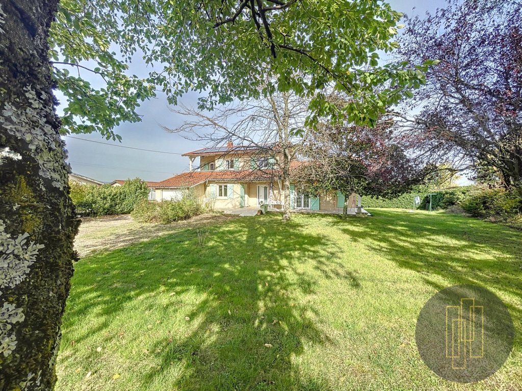 MAISON A VENDRE - ARNAS - 131 m2 - 400000€