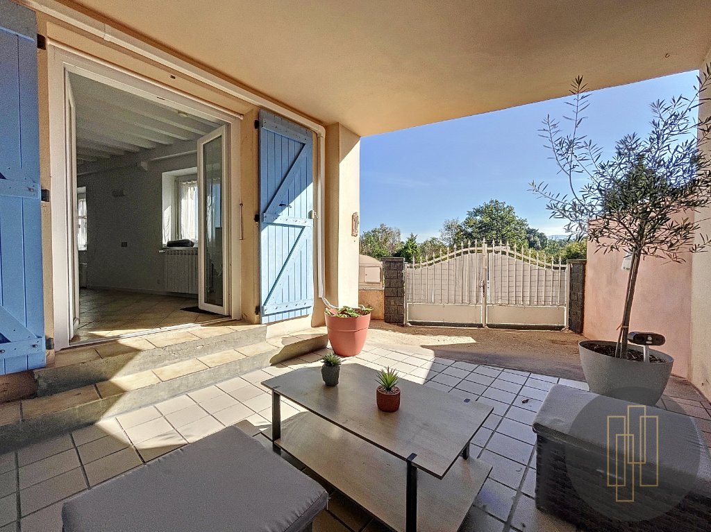 MAISON - SAVIGNY - 117 m2 - VENDU