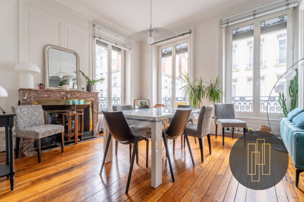 APPARTEMENT T4 - LYON 6EME ARRONDISSEMENT Massna - 96.31 m2 - VENDU