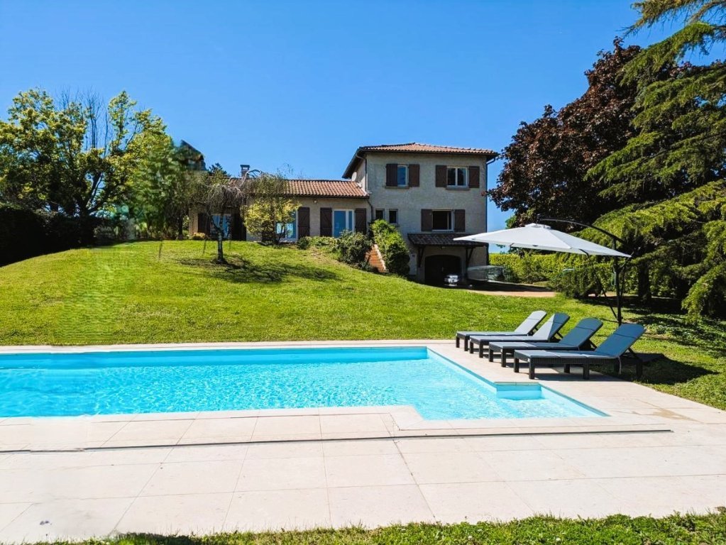 MAISON - LIMAS - 160 m2 - VENDU