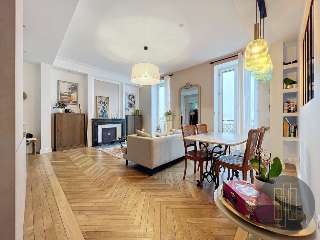 APPARTEMENT T2 A VENDRE - ANSE - 50 m2 - 200000€