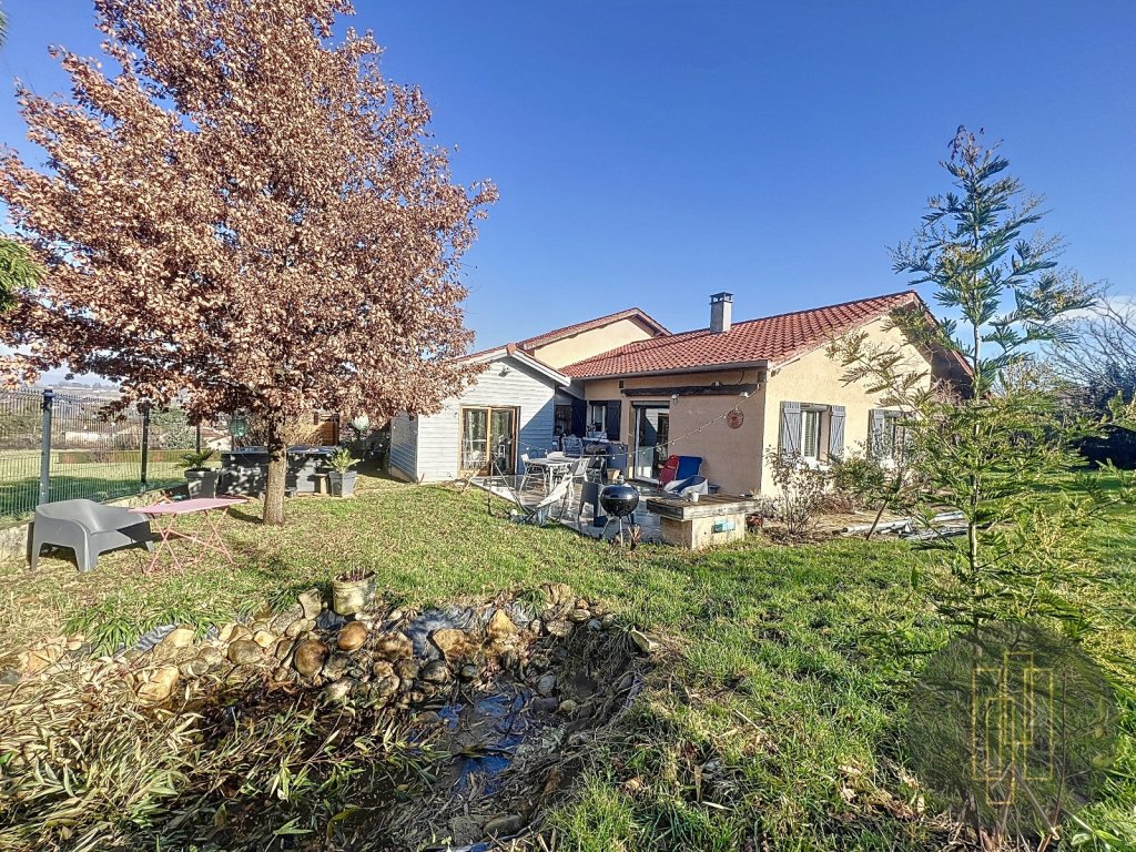 MAISON A VENDRE - LIMAS - 150 m2 - 495000€