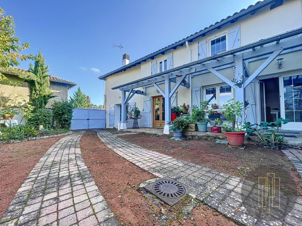 MAISON A VENDRE - SALLES ARBUISSONNAS EN BE - 182 m2 - 410000€