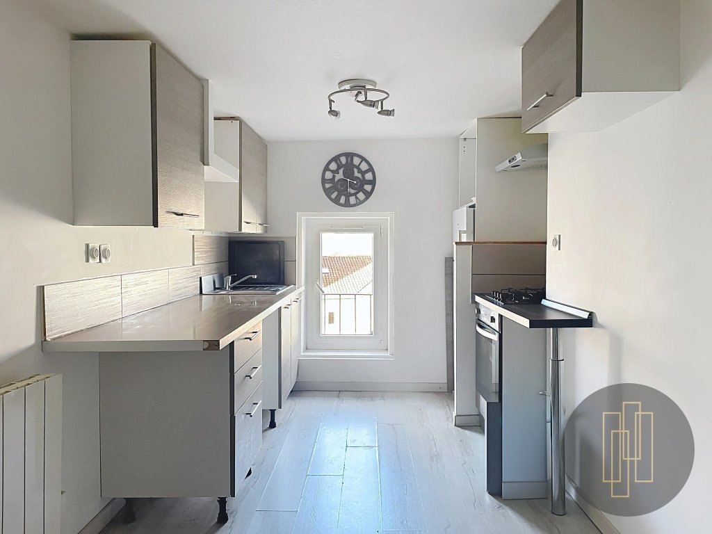 APPARTEMENT T2 A VENDRE - VILLEFRANCHE SUR SAONE - 31.88 m2 - 89000€