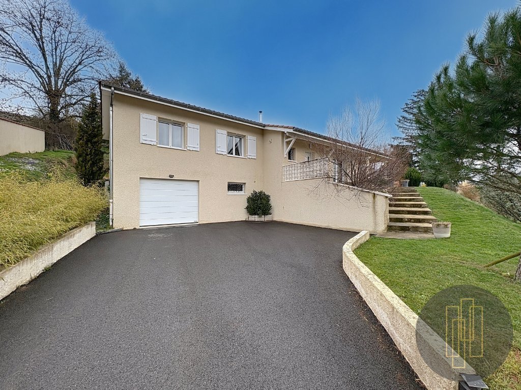 MAISON A VENDRE - ST FORGEUX - 91.66 m2 - 344000€