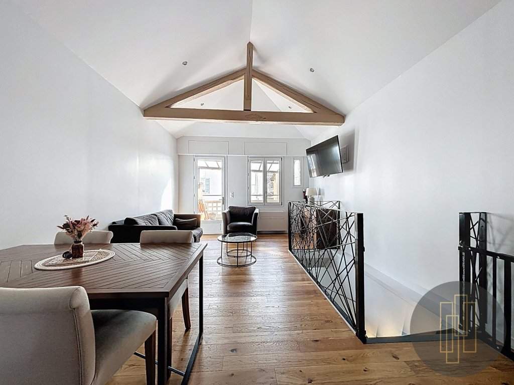 MAISON A VENDRE - VILLEFRANCHE SUR SAONE - 75.5 m2 - 220000€