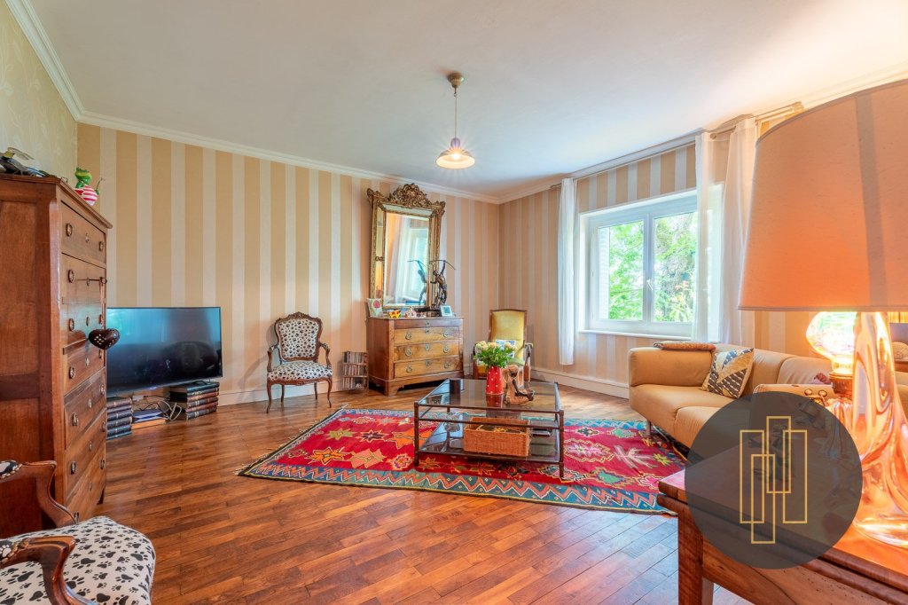 MAISON A VENDRE - LENTILLY - 180 m2 - 568000€