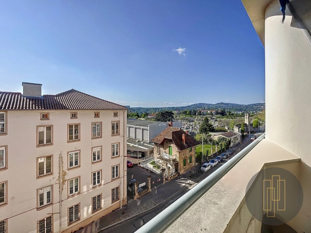 T3 A VENDRE - LYON 4EME ARRONDISSEMENT - 54.99 m2 - 199000€