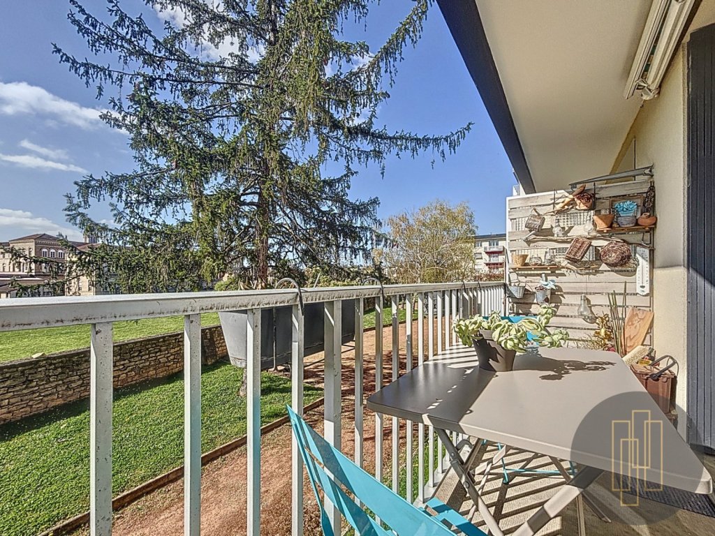 APPARTEMENT T3 A VENDRE - VILLEFRANCHE SUR SAONE - 62.9 m2 - 155000€