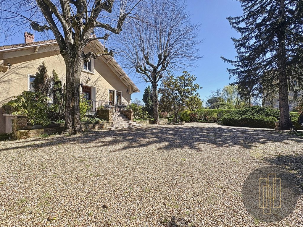 MAISON A VENDRE - ST BERNARD - 151.48 m2 - 540000€