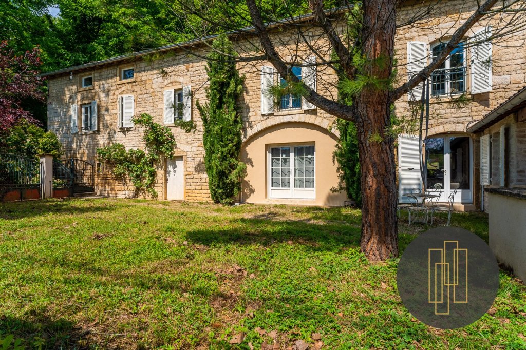 PROPRIETE A VENDRE - GLEIZE - 250 m2 - 880000€