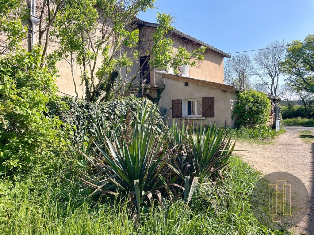APPARTEMENT T2 A VENDRE - ARNAS - 40 m2 - 130 000 €