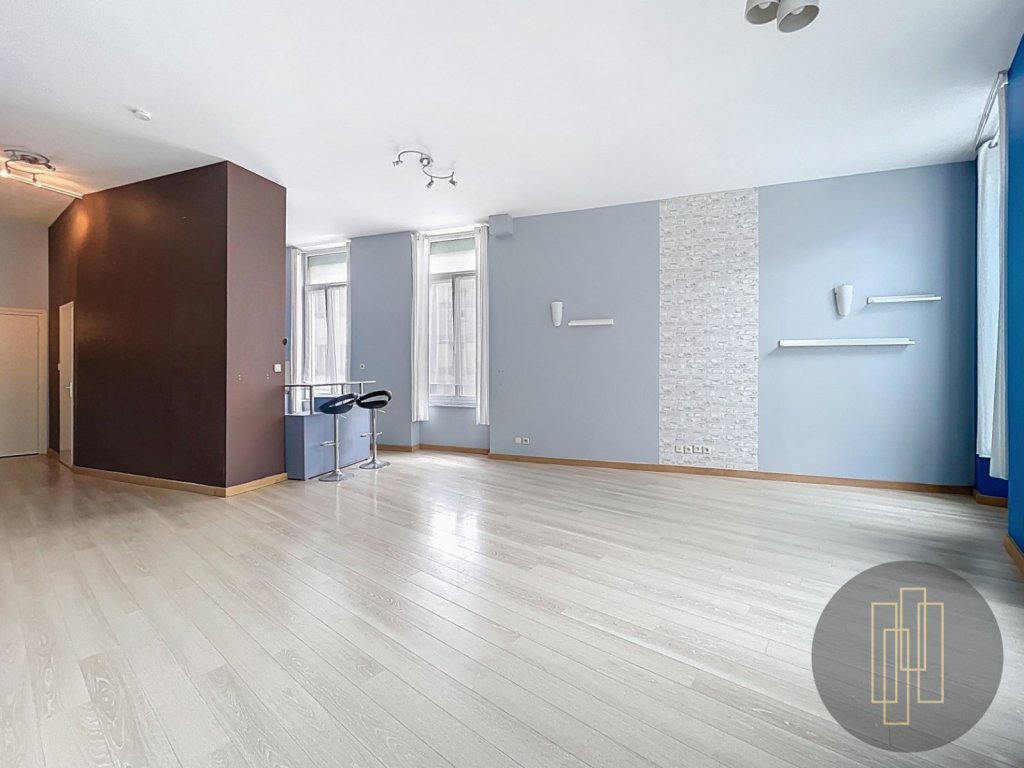 APPARTEMENT T3 A VENDRE - VILLEURBANNE - 72.25 m2 - 285000€