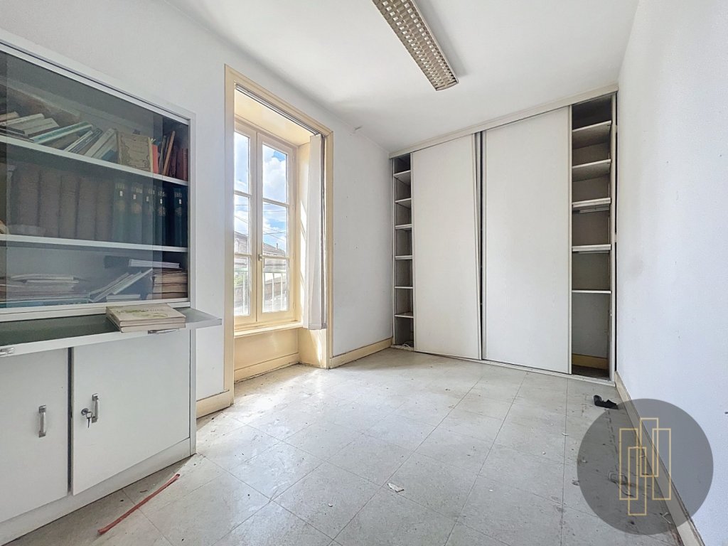 APPARTEMENT T3 A VENDRE - ANSE - 70 m2 - 155000€