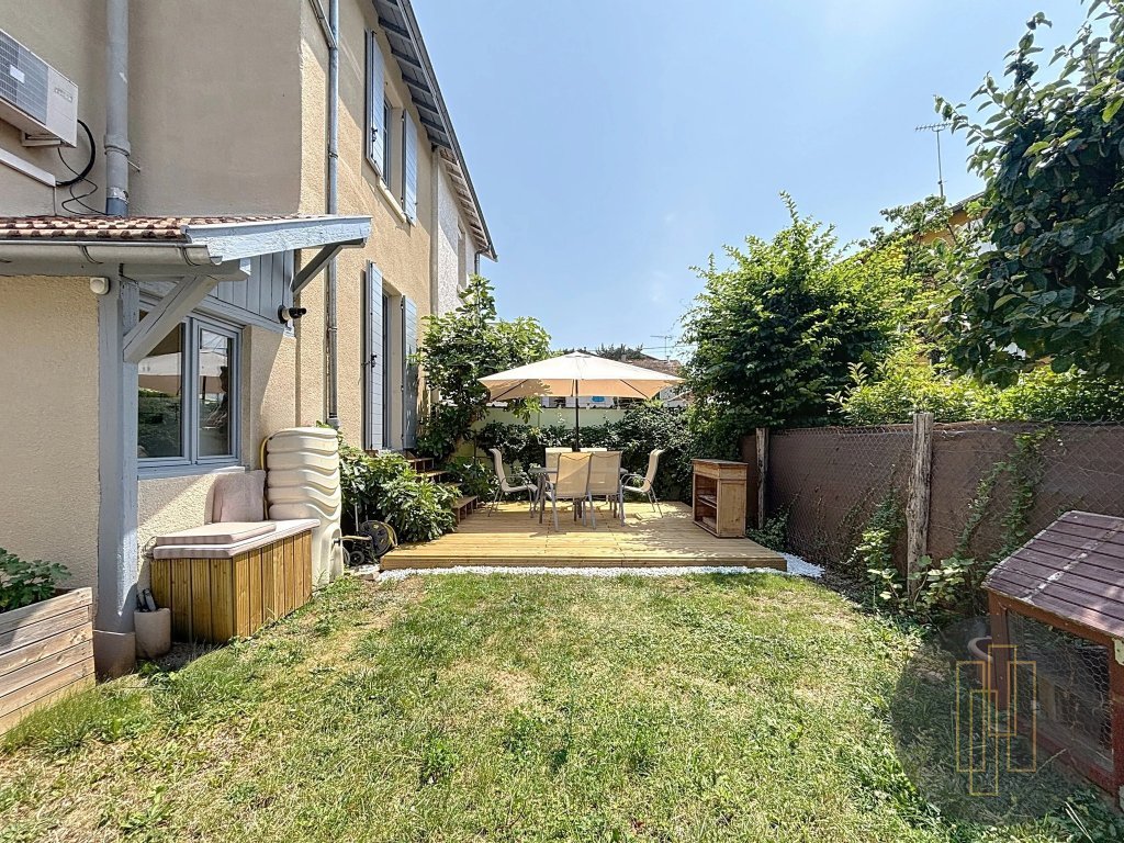MAISON A VENDRE - LIMAS - 68 m2 - 245000€