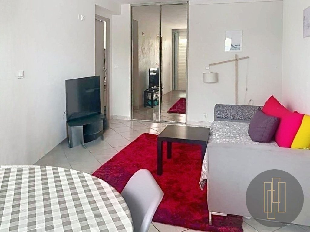 APPARTEMENT T3 A VENDRE - LYON 8EME ARRONDISSEMENT - 55 m2 - 230000€