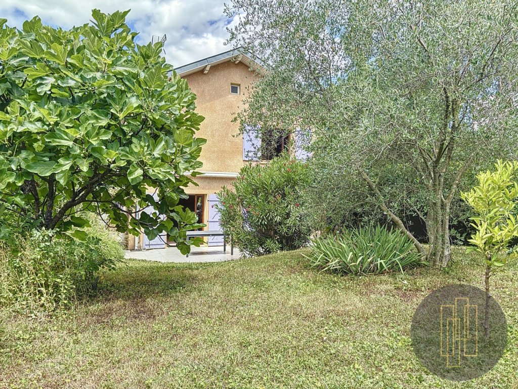 MAISON A VENDRE - VILLEFRANCHE SUR SAONE - 168.41 m2 - 390 000 €