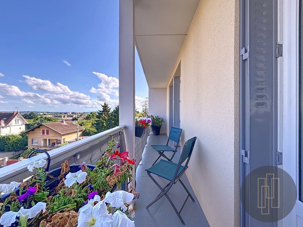 APPARTEMENT T5 A VENDRE - ARNAS - 84.48 m2 - 200000€