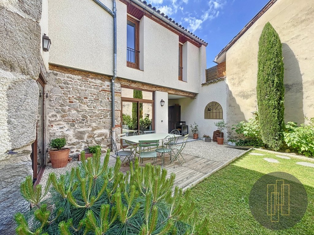 MAISON A VENDRE - VOURLES - 161.9 m2 - 735000€
