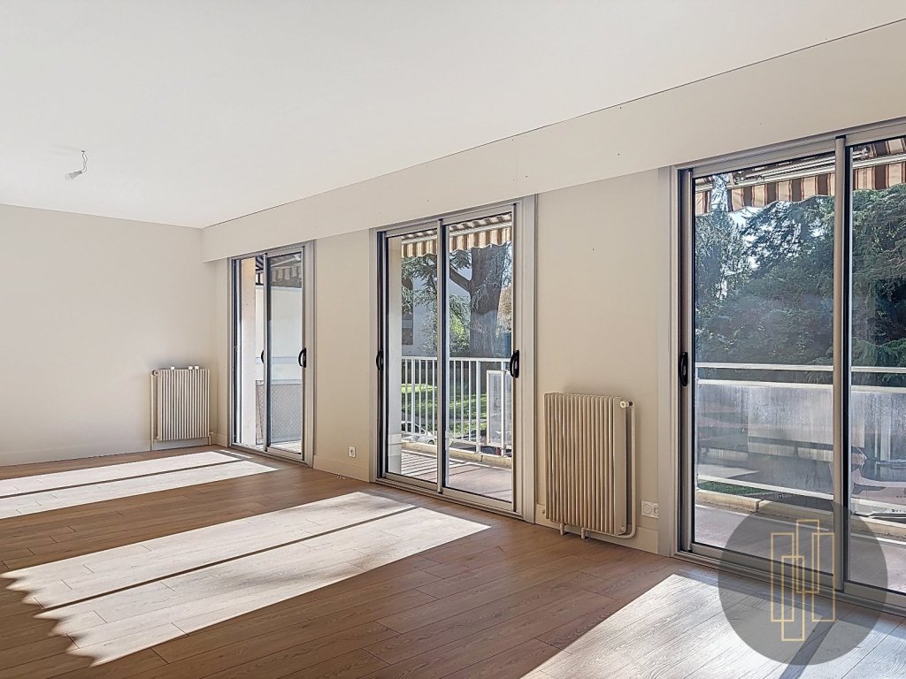 APPARTEMENT T3 A LOUER - VILLEFRANCHE SUR SAONE - 90.48 m2 - 1050€ charges comprises par mois