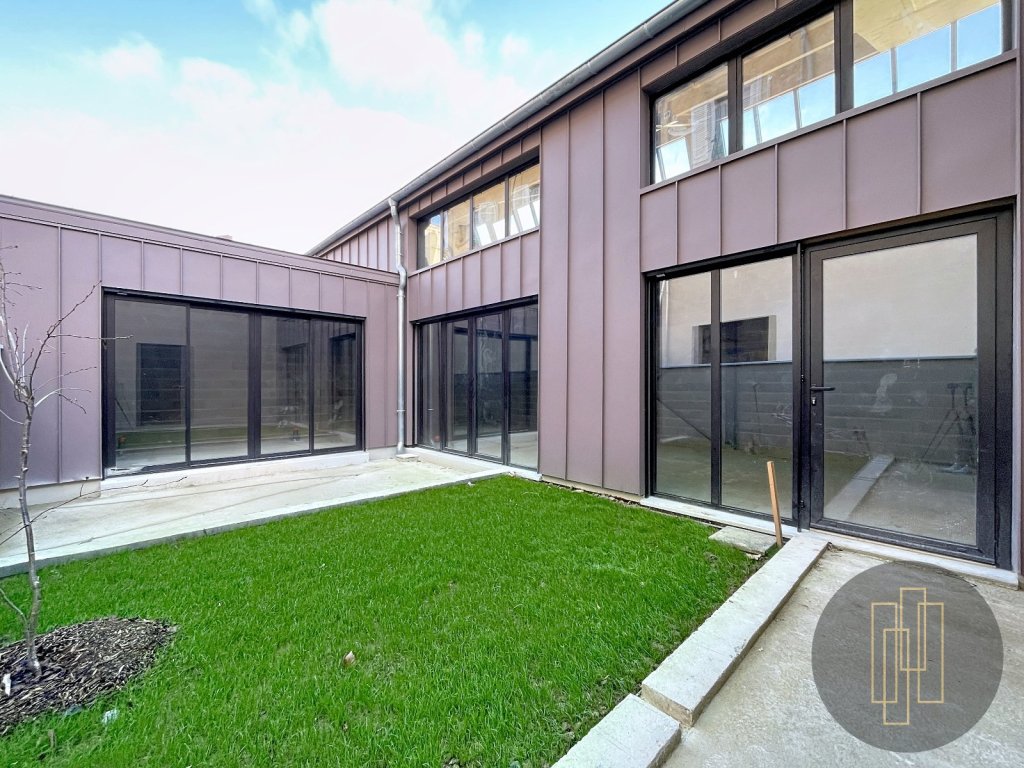 LOFT - VILLEFRANCHE SUR SAONE - 123 m2 - VENDU