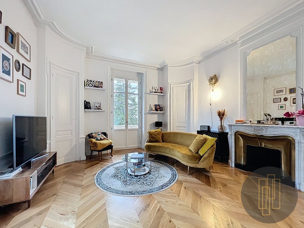 APPARTEMENT T4 A VENDRE - POMMIERS - 114.93 m2 - 469 000 €