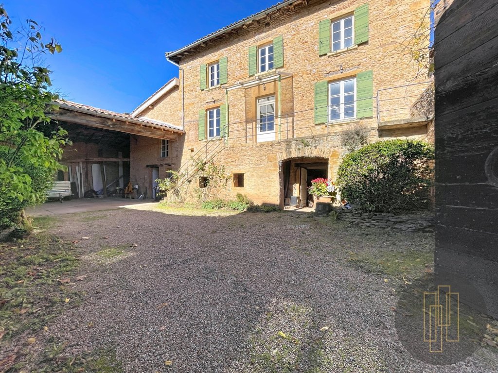 MAISON A VENDRE - COGNY - 185.3 m2 - 749000€
