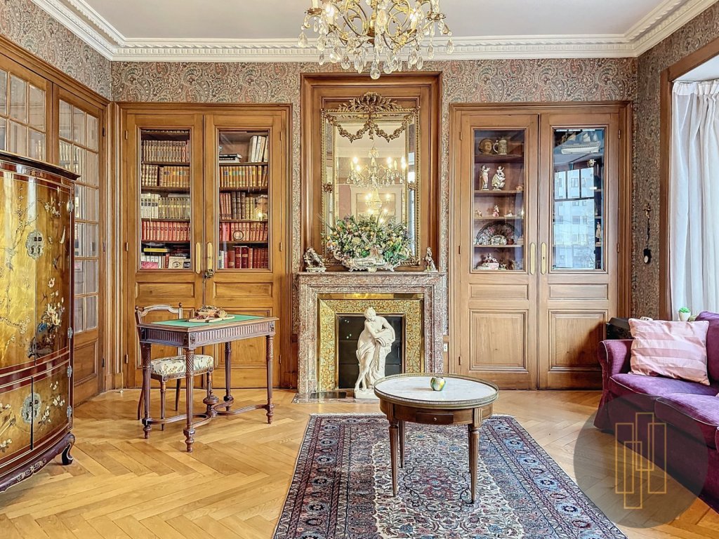 APPARTEMENT T5 A VENDRE - LYON 6EME ARRONDISSEMENT - 145.42 m2 - 650�000�&euro;