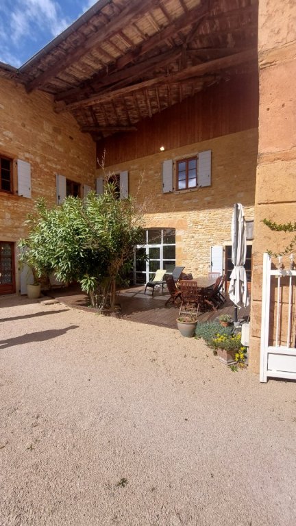 MAISON - LACHASSAGNE - 211 m2 - VENDU