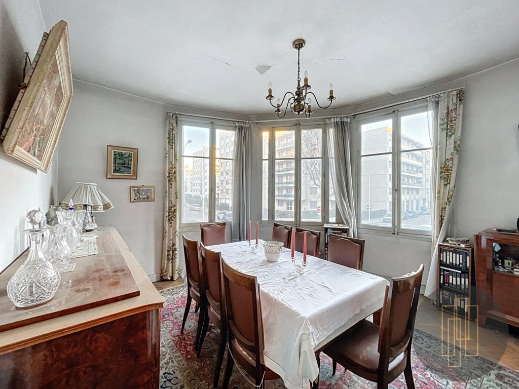 APPARTEMENT T3 A VENDRE - LYON 7EME ARRONDISSEMENT - 60 m2 - 245�000�&euro;