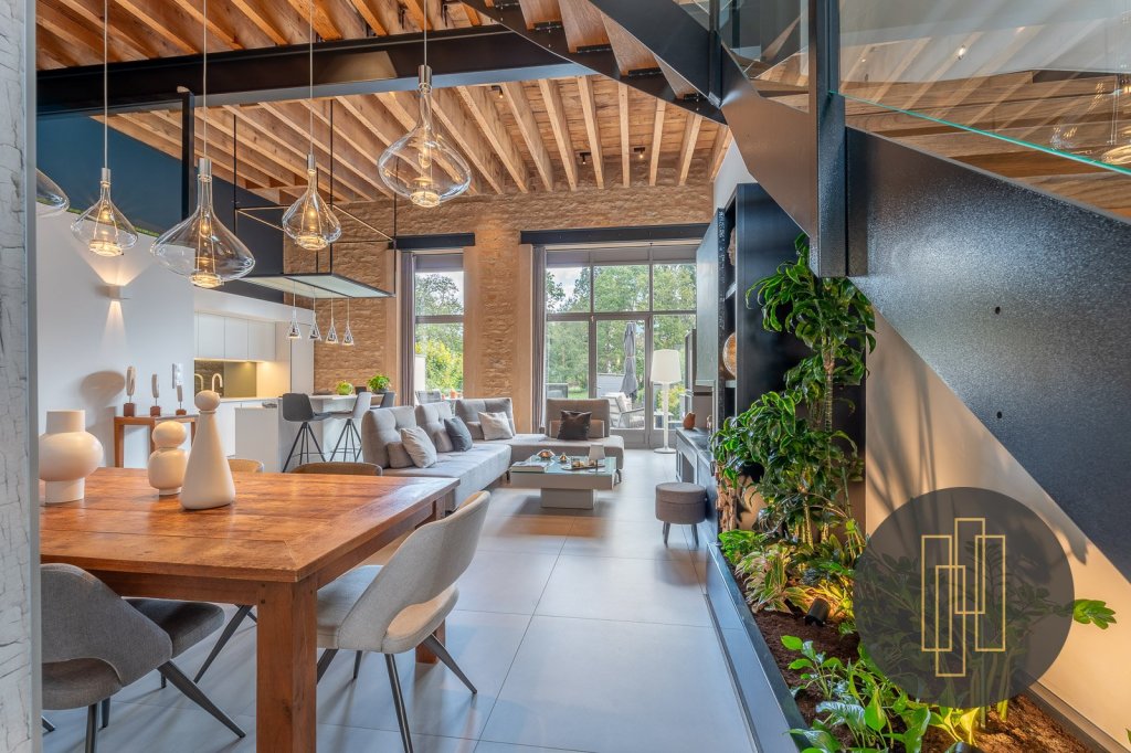 MAISON A VENDRE - JARNIOUX - 166.4 m2 - 675 000 &euro;