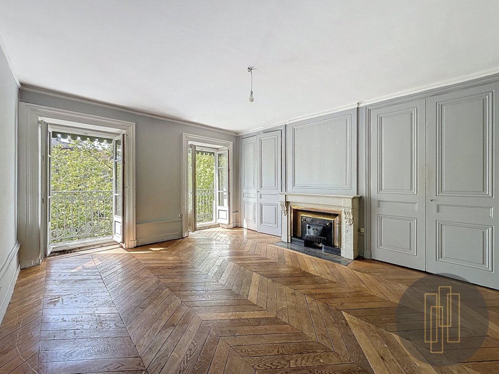 APPARTEMENT T4 A VENDRE - LYON 6EME ARRONDISSEMENT - 84 m2 - 590 000 &euro;