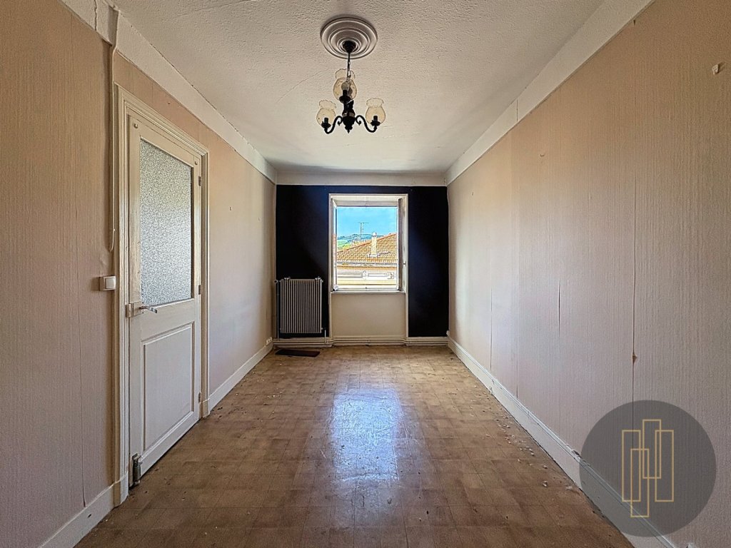 APPARTEMENT T3 A VENDRE - TARARE - 64 m2 - 85 000 &euro;