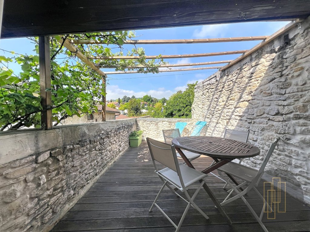 MAISON A VENDRE - LUCENAY - 140 m2 - 330 000 &euro;