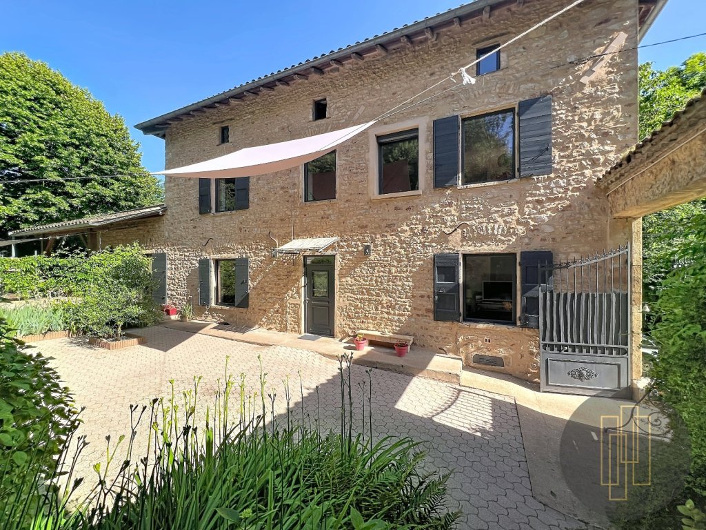 MAISON A VENDRE - VILLEFRANCHE SUR SAONE - 146 m2 - 610 000 &euro;