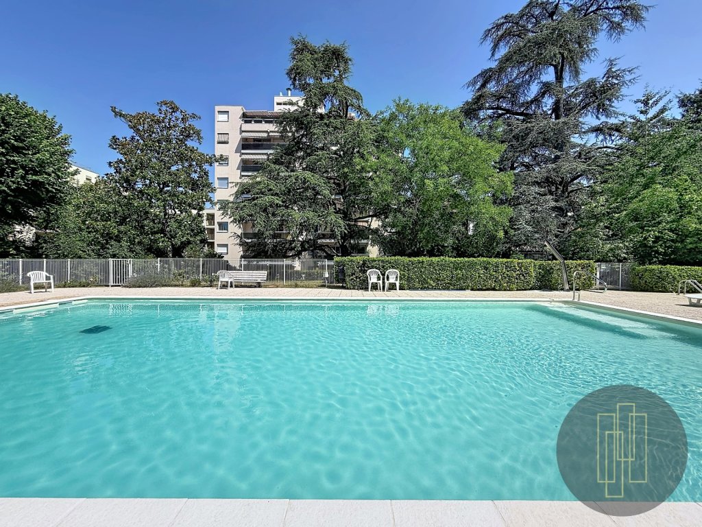 APPARTEMENT T3 A VENDRE - VILLEFRANCHE SUR SAONE - 58.25 m2 - 140 000 &euro;