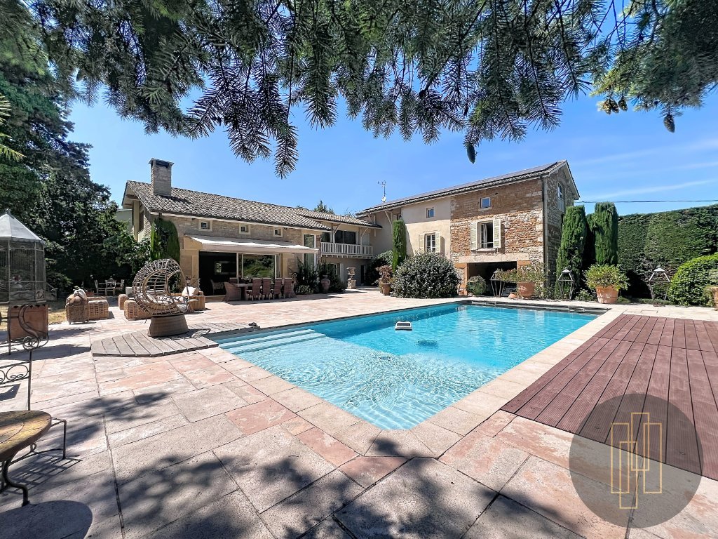 MAISON A VENDRE - MORANCE - 400 m2 - 1 880 000 &euro;
