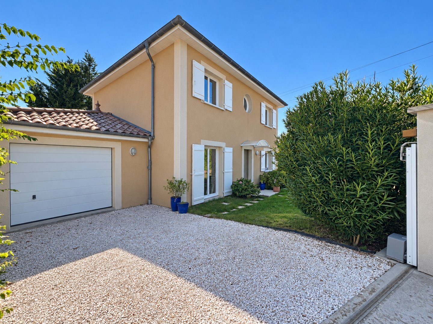 MAISON A VENDRE - REYRIEUX - 122 m2 - 460 000 &euro;