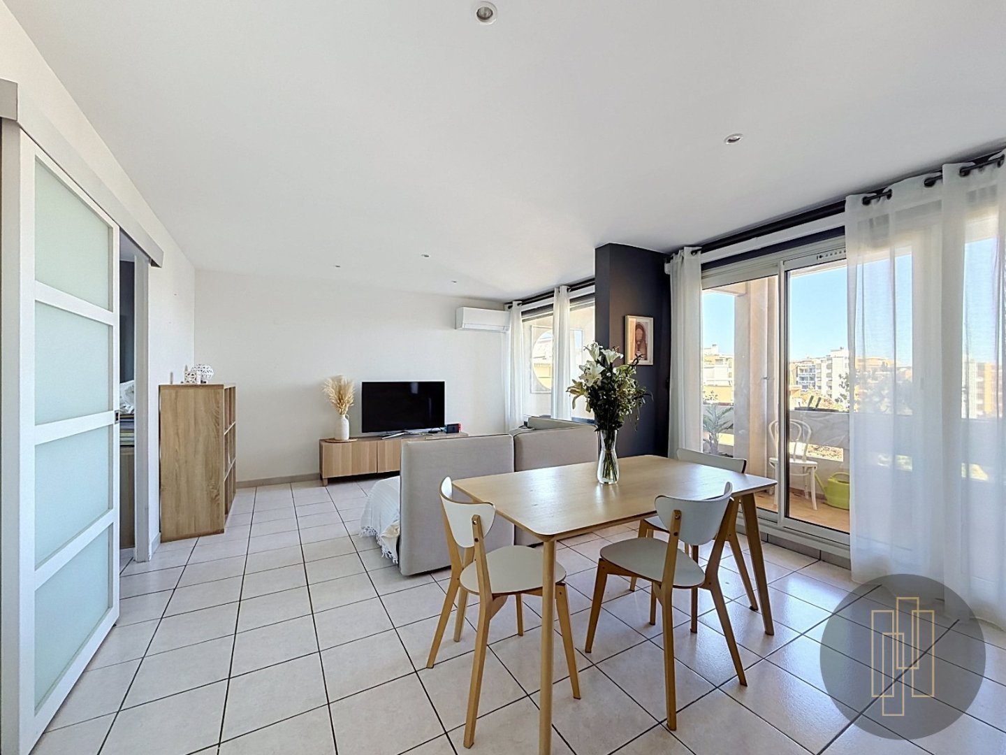 APPARTEMENT T4 A VENDRE - VILLEURBANNE - 92 m2 - 330 000 &euro;
